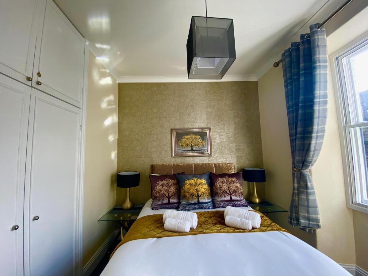 Merewyke Boutique Luxury Family Apartment Sleeps 4 , Central Location Windermere Dış mekan fotoğraf