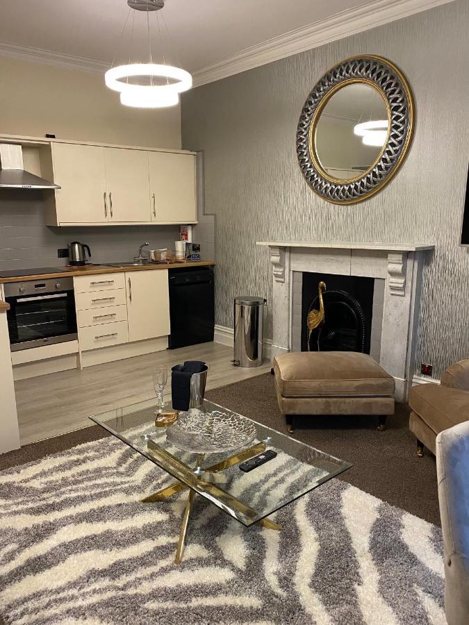 Merewyke Boutique Luxury Family Apartment Sleeps 4 , Central Location Windermere Dış mekan fotoğraf